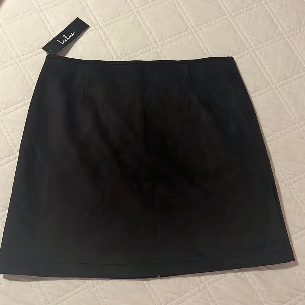 Lulu’s Black Suede Mini Skirt